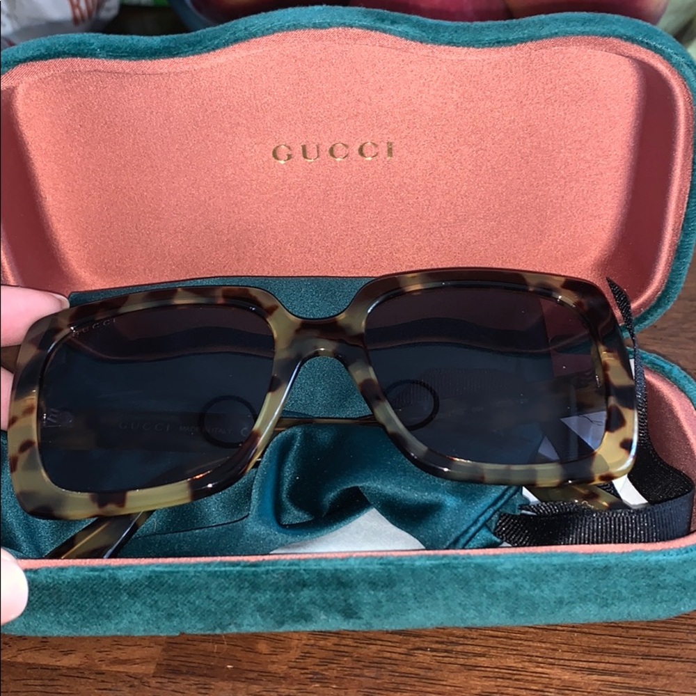 Gucci sunglasses